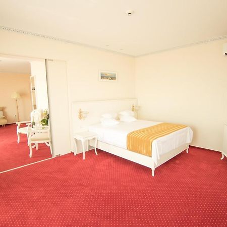 Msr Port Hotel 만갈리아 외부 사진
