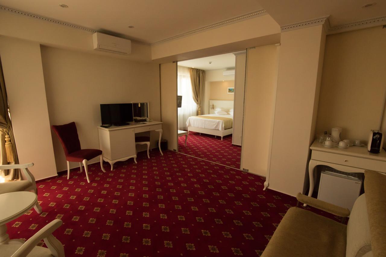 Msr Port Hotel 만갈리아 외부 사진