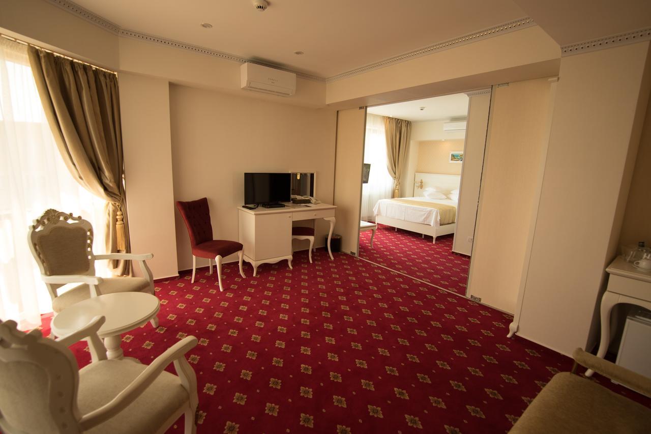 Msr Port Hotel 만갈리아 외부 사진